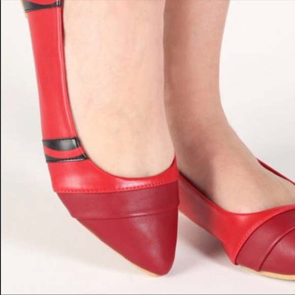 Only 1 left!! They’re Baaack!!! Red Crayon Shoes - Picture 3 of 4